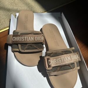 Dior Evolution Slide